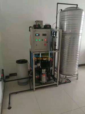 濟(jì)南鑫大凈水清公司 專業(yè)原水處理與反滲透設(shè)備制造商